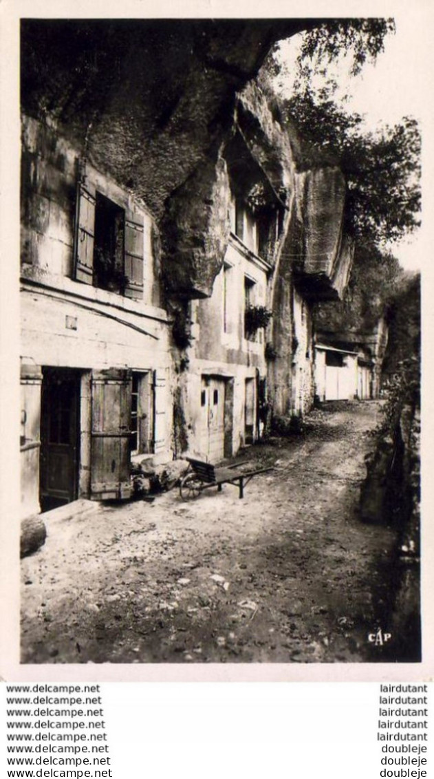 D24  BRANTÔME   Maisons Troglodytes - Brantome