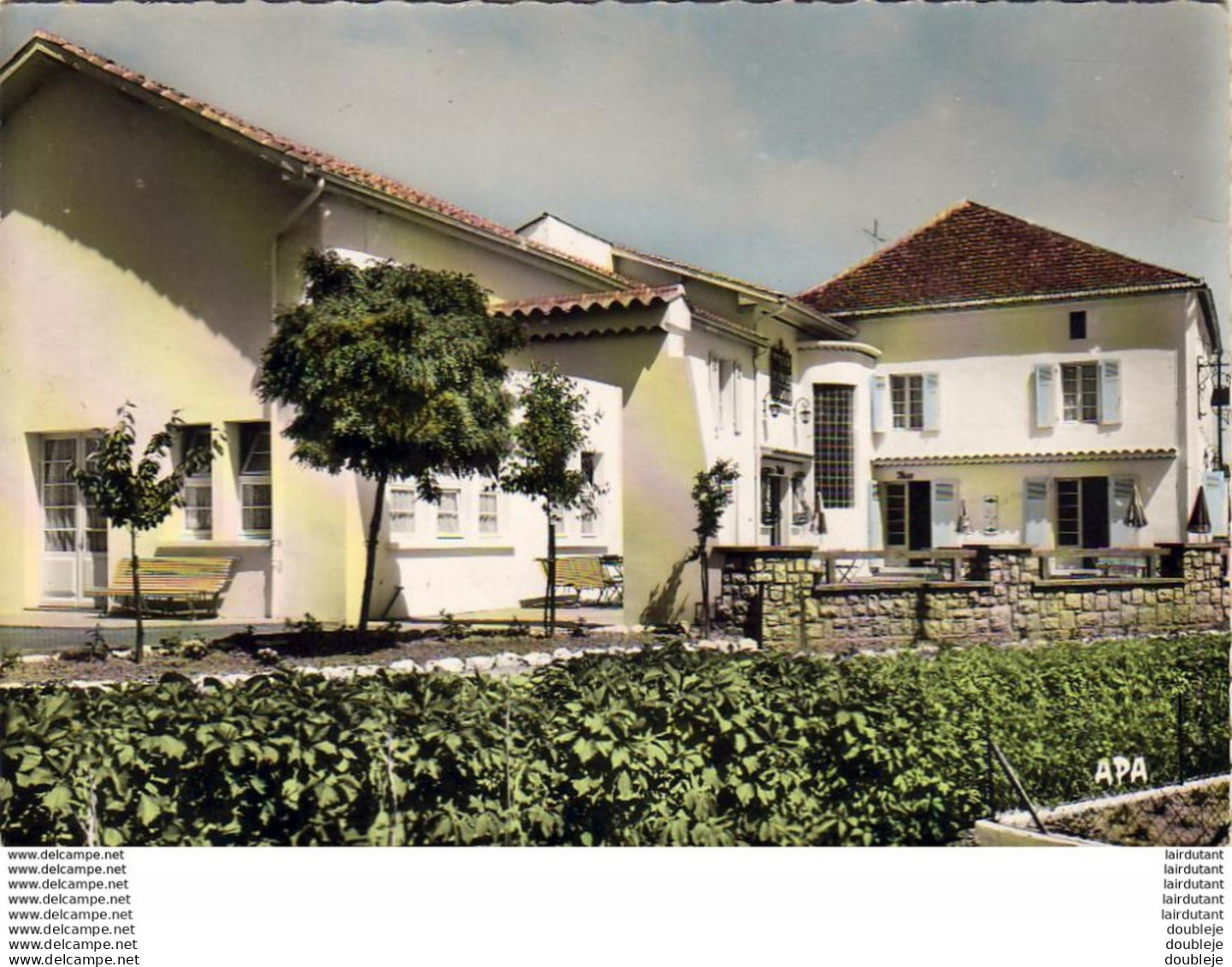 D32  TERMES-D'ARMAGNAC  Le Relais De La Tour   ..... ( Ref H1202 ) - Autres & Non Classés