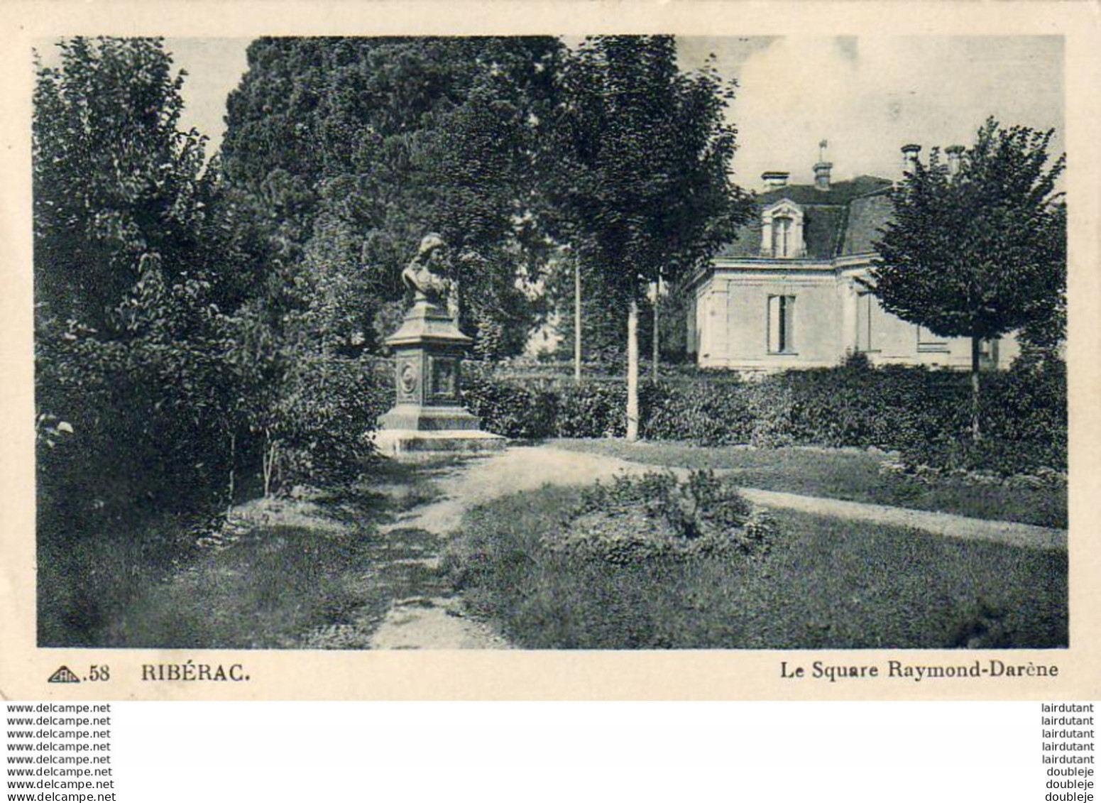 D24  RIBÉRAC  Le Square Raymond Darène - Riberac
