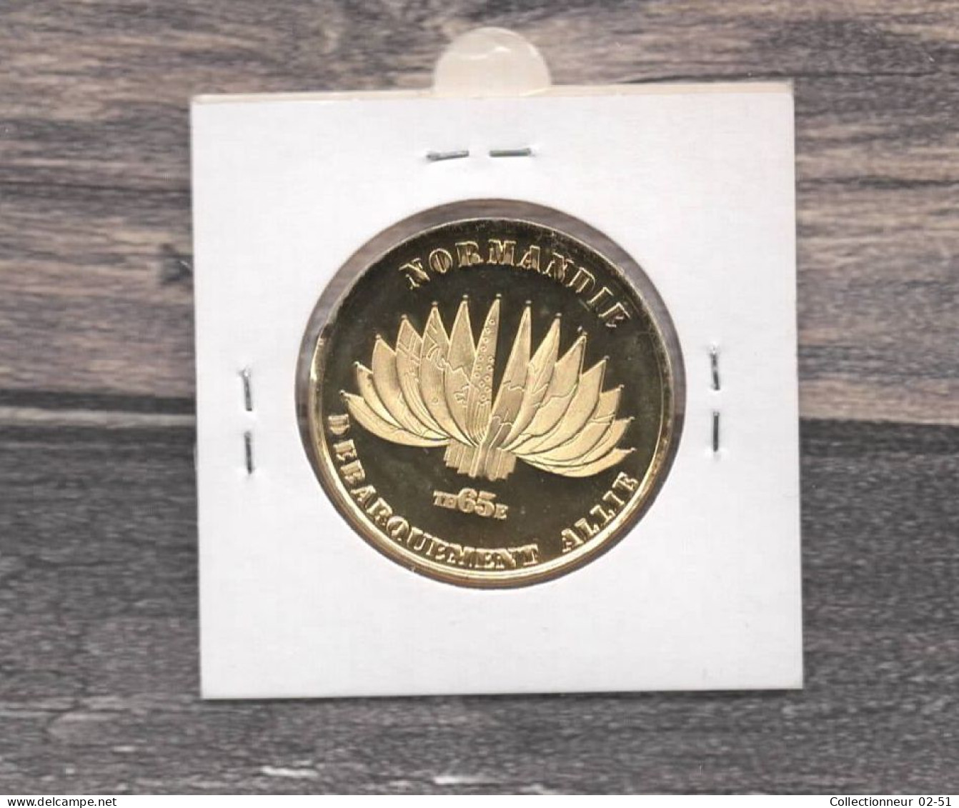 Médaille Souvenirs&Patrimoine : Omaha Beach - Version II (couleur Or) - Altri & Non Classificati
