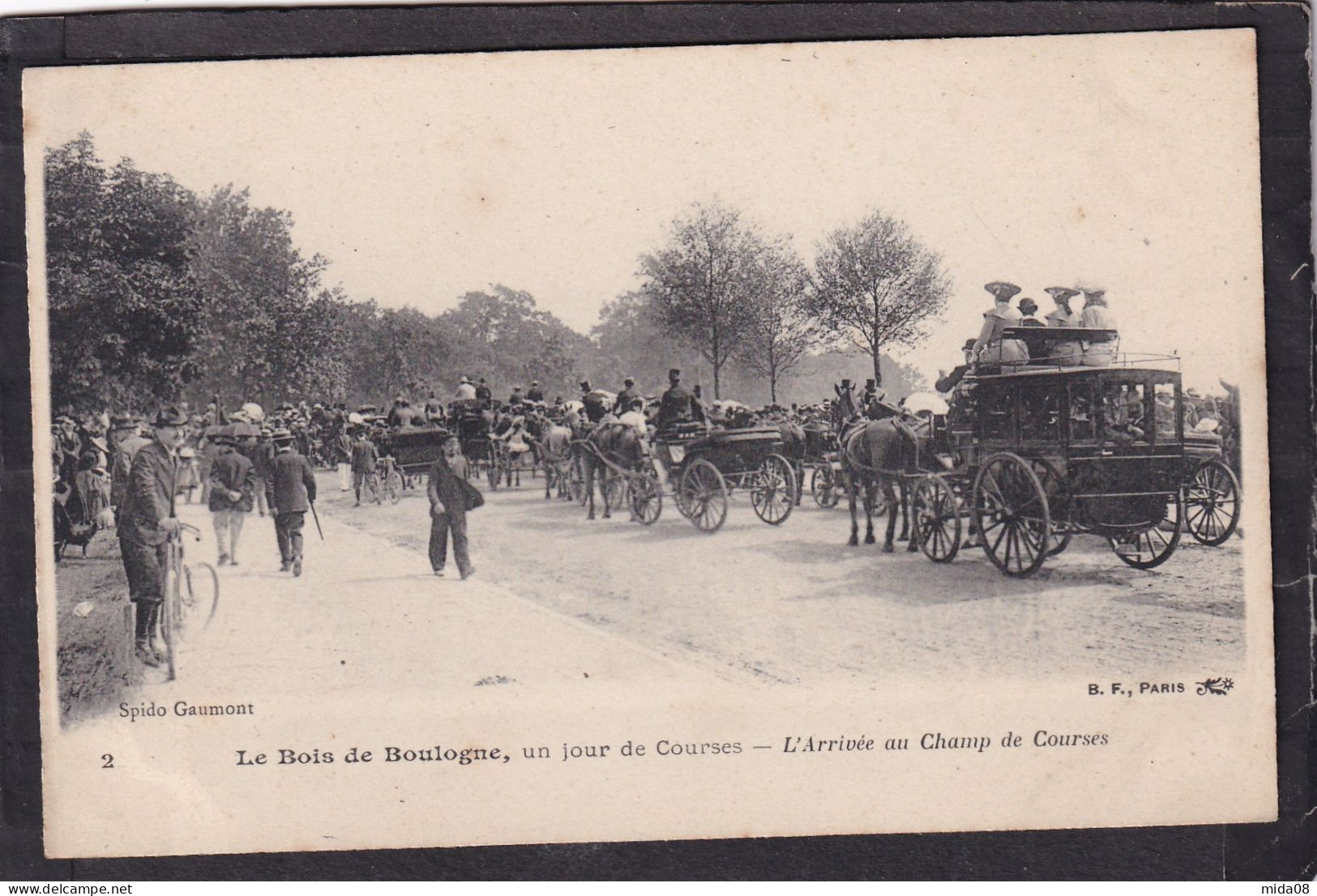 75. PARIS . Le Bois De Boulogne , Un Jour De Courses . L'Arrivée Au Champ De Courses . Animée N: 2 - Distrito: 16