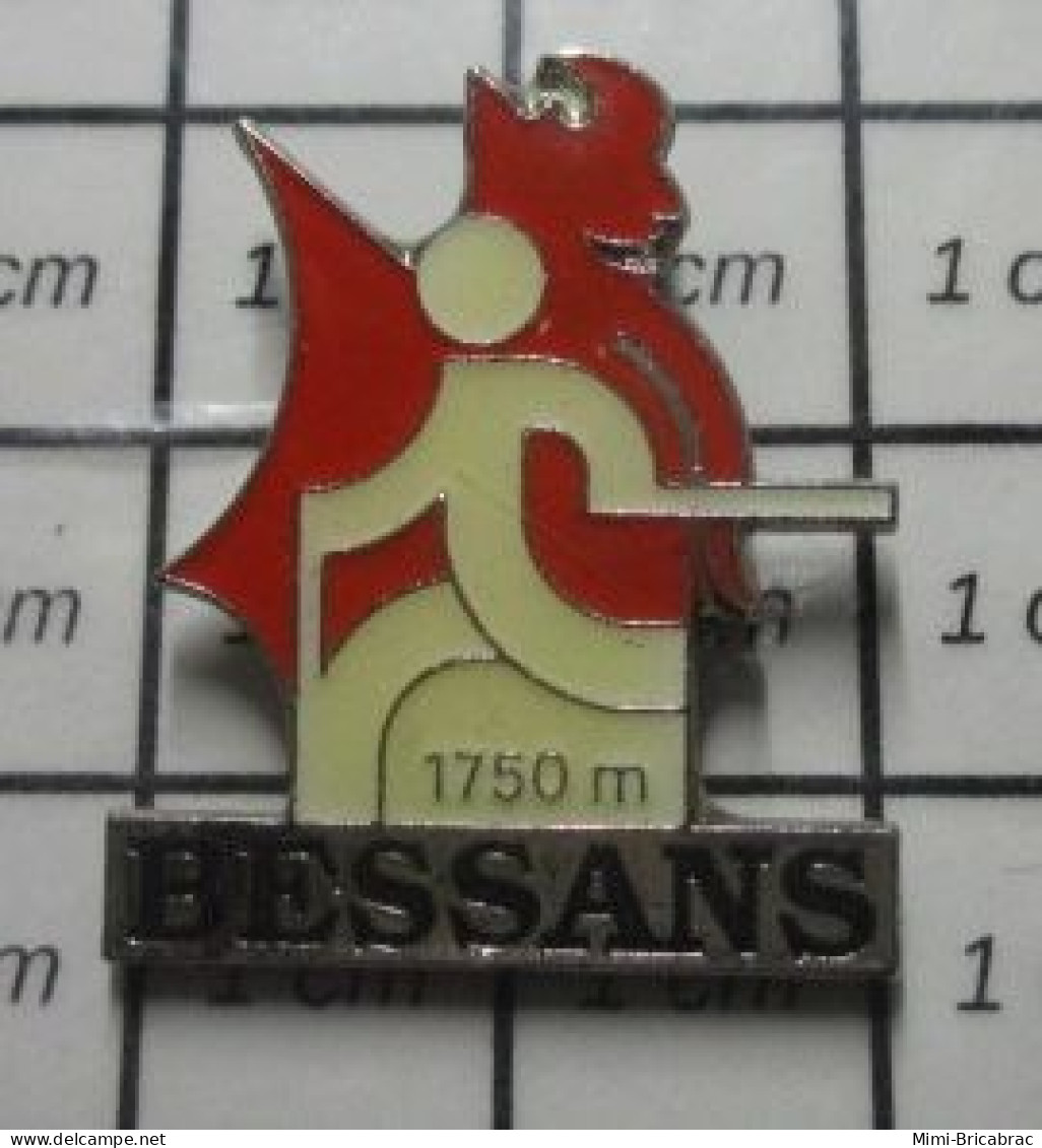 912c Pin's Pins / Beau Et Rare / VILLES / BESSANS 1750 M Savoie, En Région Auvergne-Rhône-Alpes - Steden