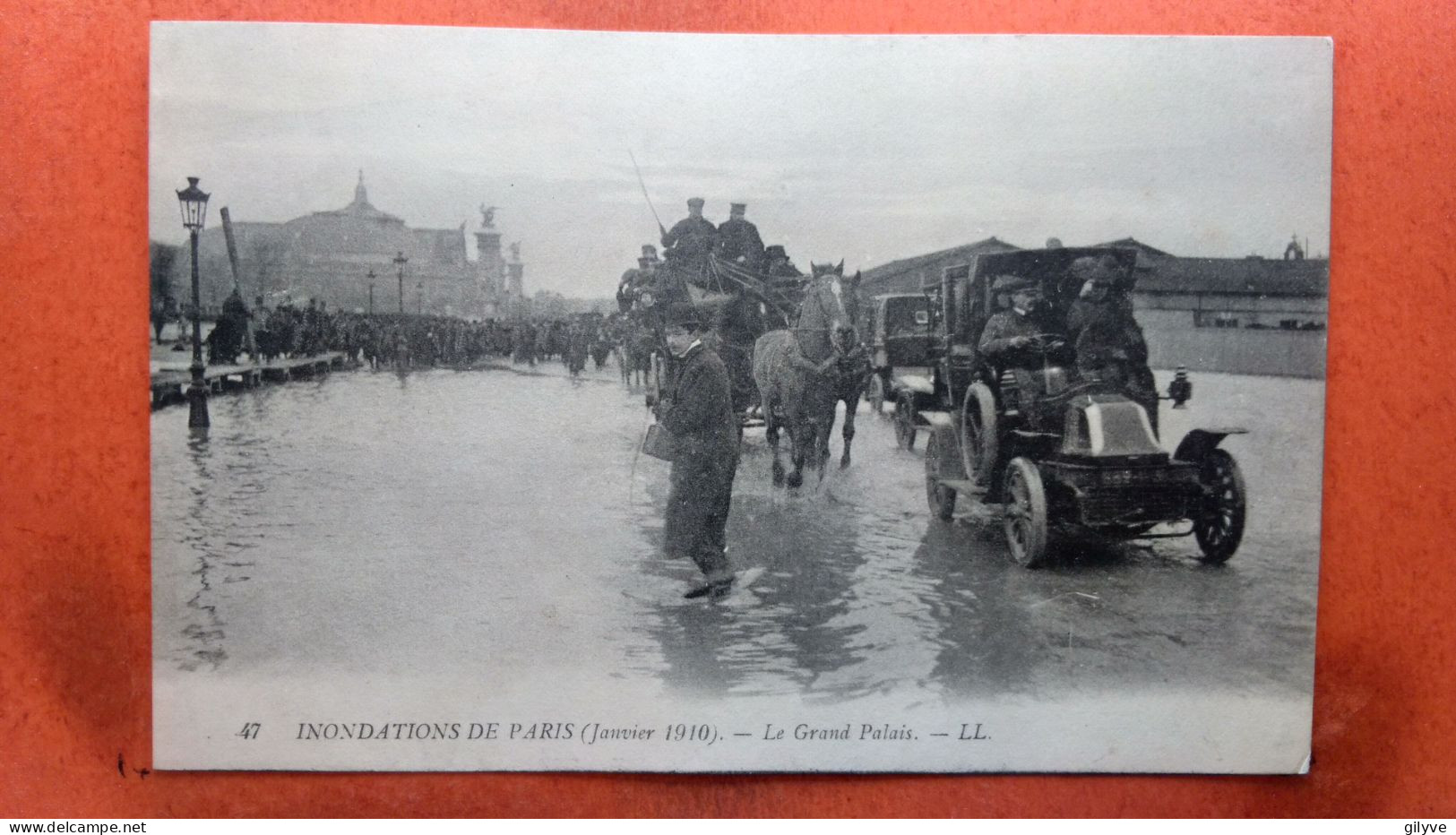 CPA (75) Inondations De Paris.1910. Le Grand Palais.  (7A.892) - Alluvioni Del 1910