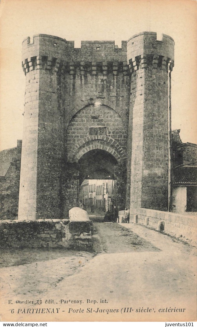 CPA Parthenay-Porte Saint Jacques-4-Vue D'entrée   L2917 - Parthenay