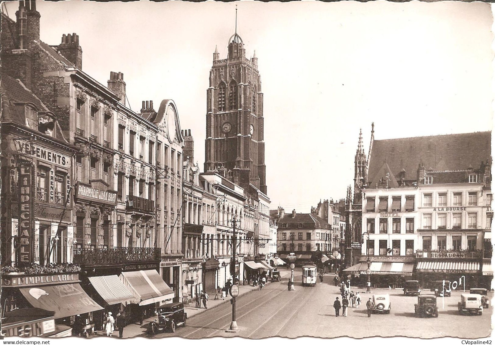 DUNKERQUE (59) Rue Clémenceau Et Le Beffroi En 1952  CPSM GF - Dunkerque