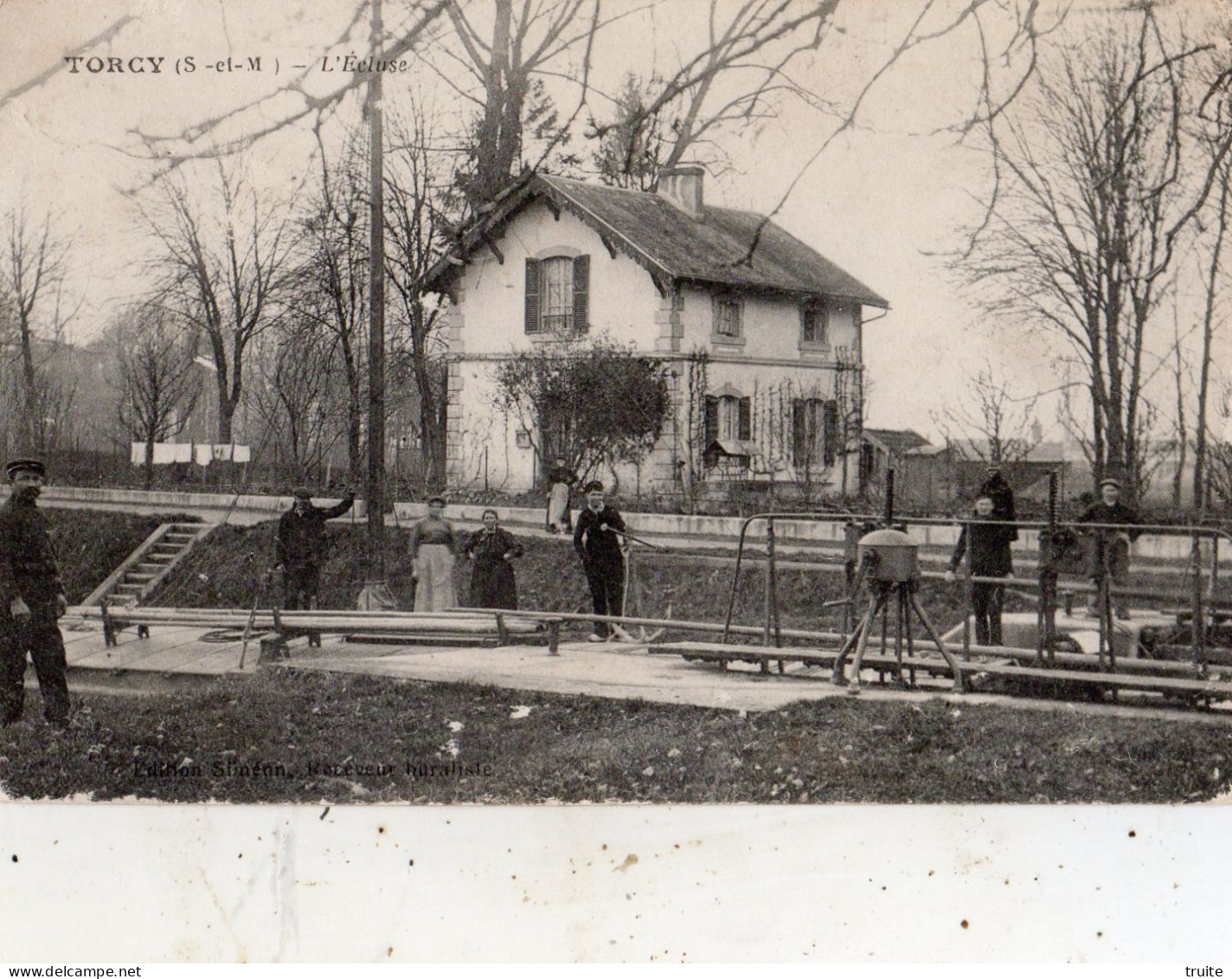 TORCY L'ECLUSE PASSAGE D'UNE PENICHE - Torcy