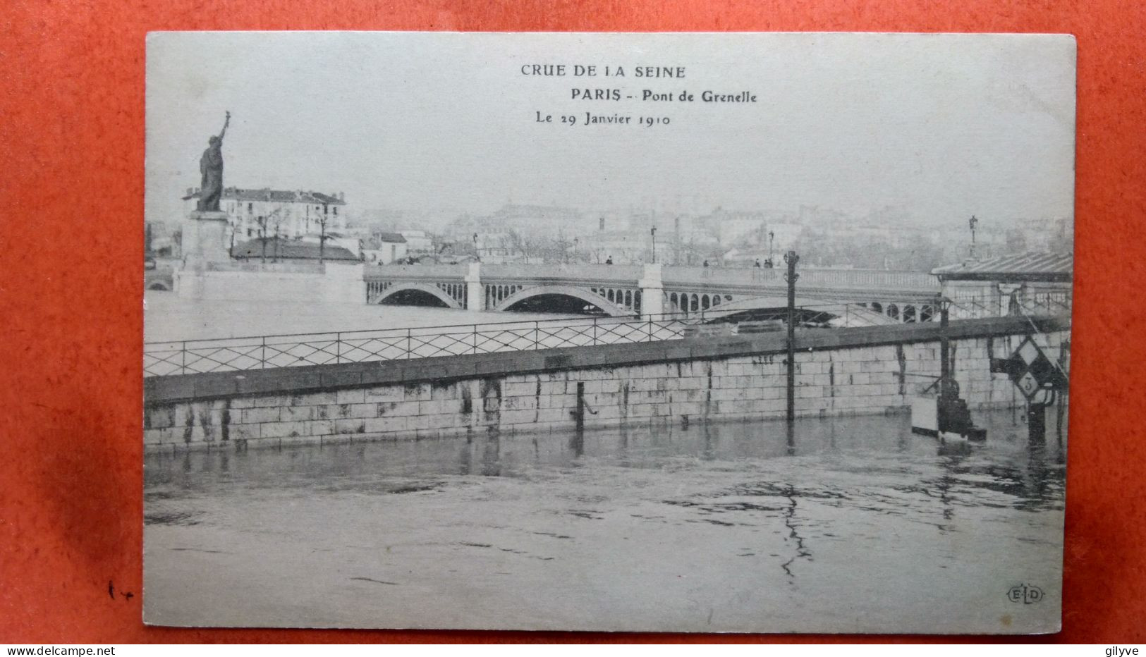 CPA (75) La Crue De La Seine. Paris. Pont De Grenelle.  (7A.904) - La Crecida Del Sena De 1910