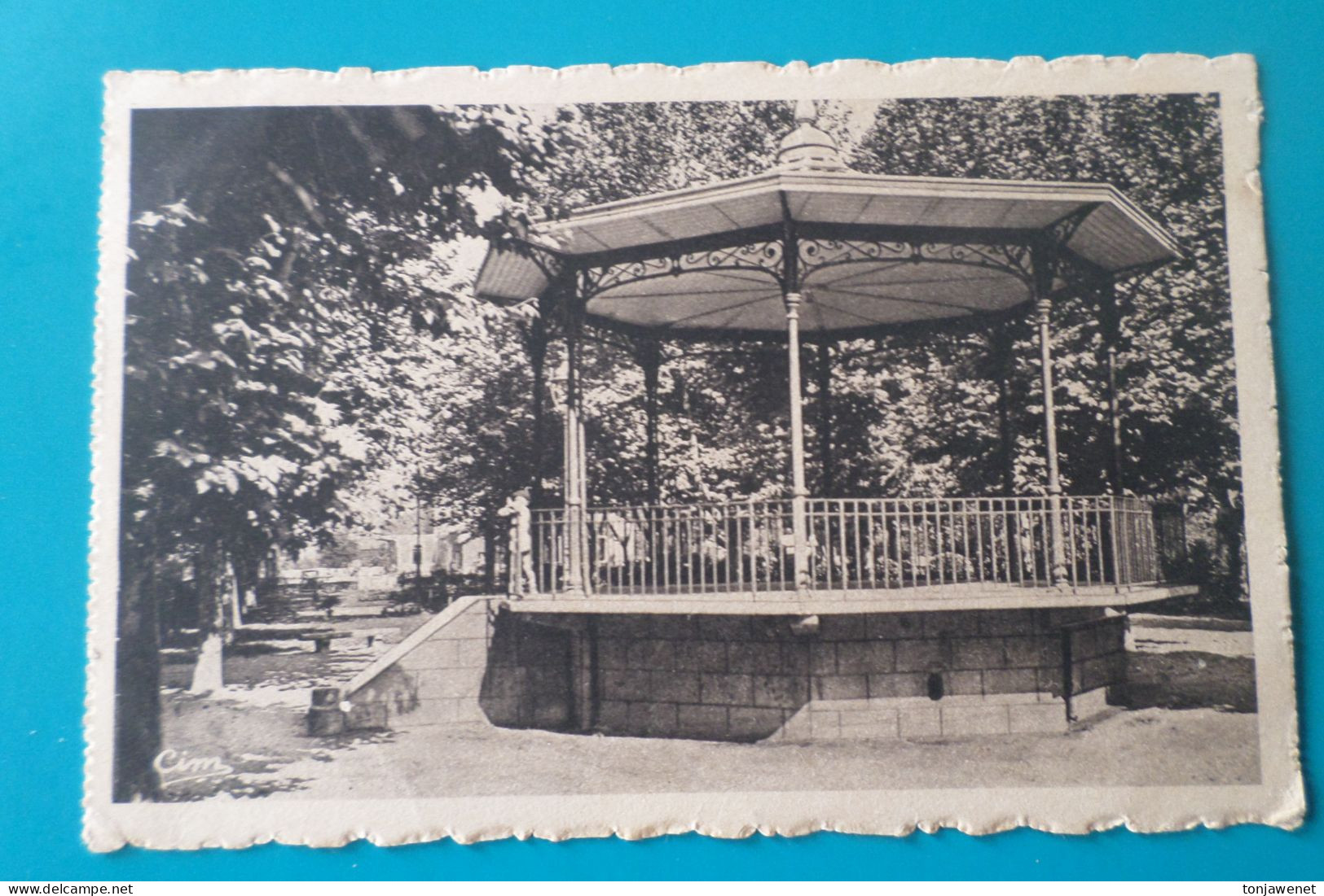 DECAZEVILLE - Jardin Public Et Kiosque ( 12 Aveyron ) - Decazeville