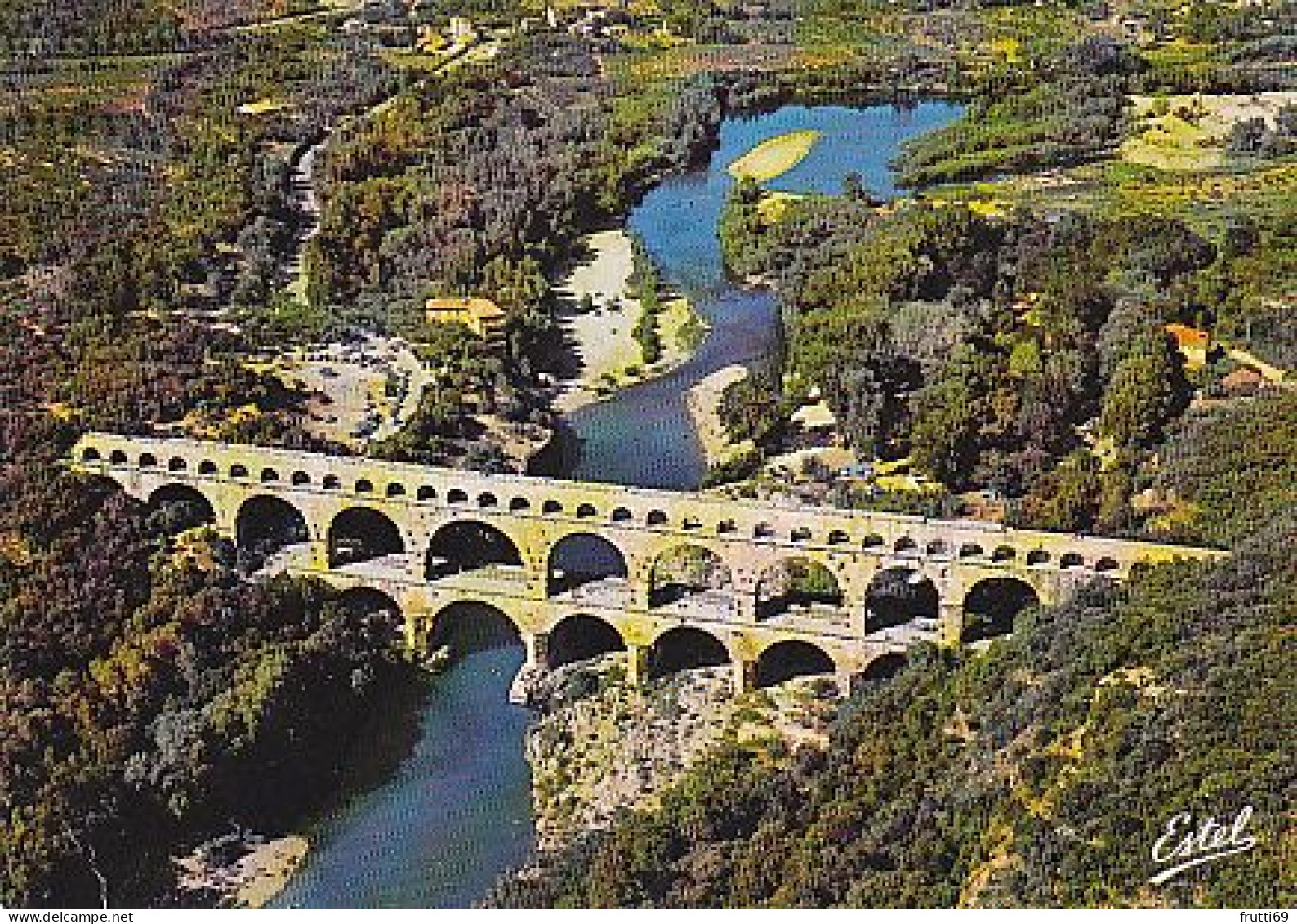 AK 211706 FRANCE - Le Pont Du Gard - Sonstige & Ohne Zuordnung