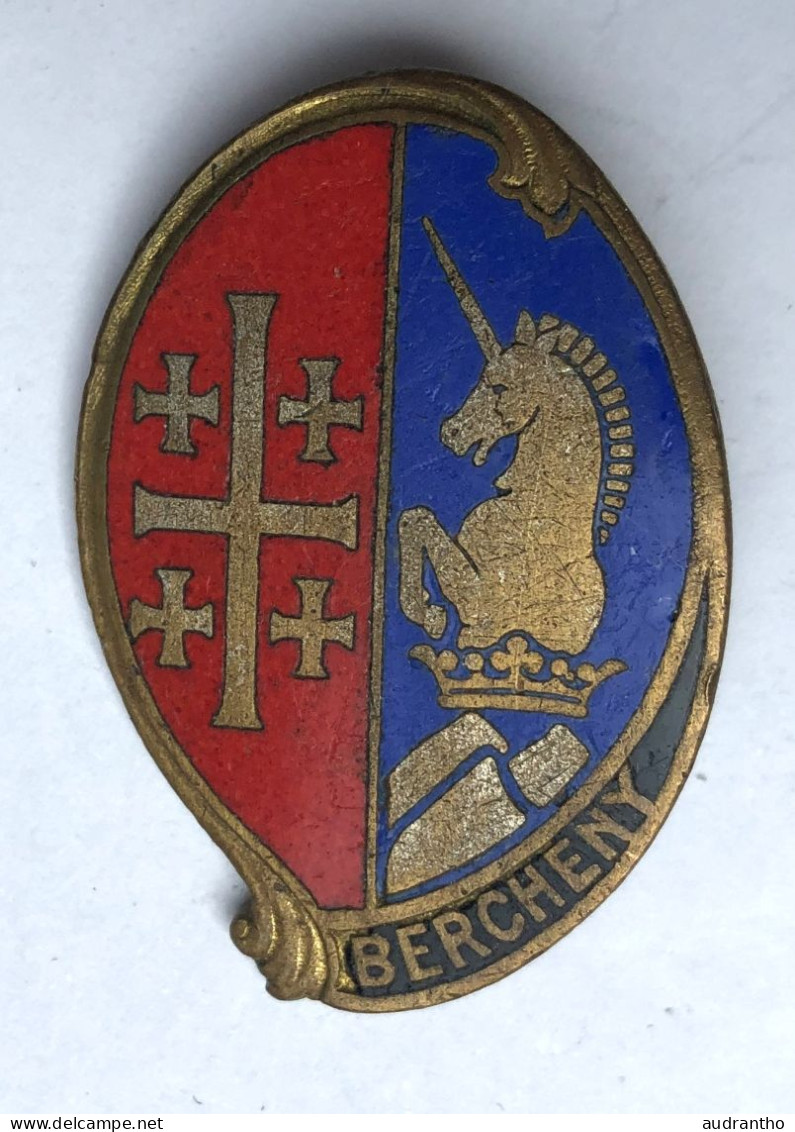 Insigne Militaire - 1er Régiment De Hussards Parachutistes - Bercheny -  Drago Paris H295 - Armée De Terre