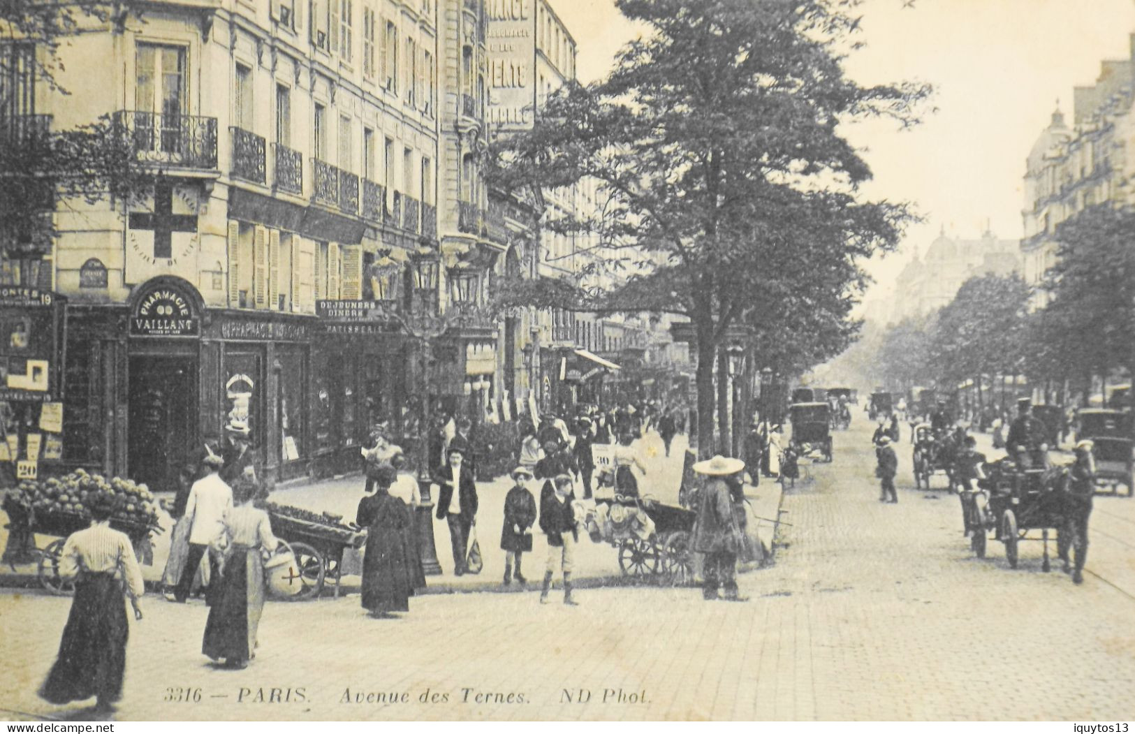 CPA. [75] > PARIS > N° 3316 - L'AVENUE DES TERNES - (XVIIe Arrt.) - 1911 - TBE - Distretto: 17