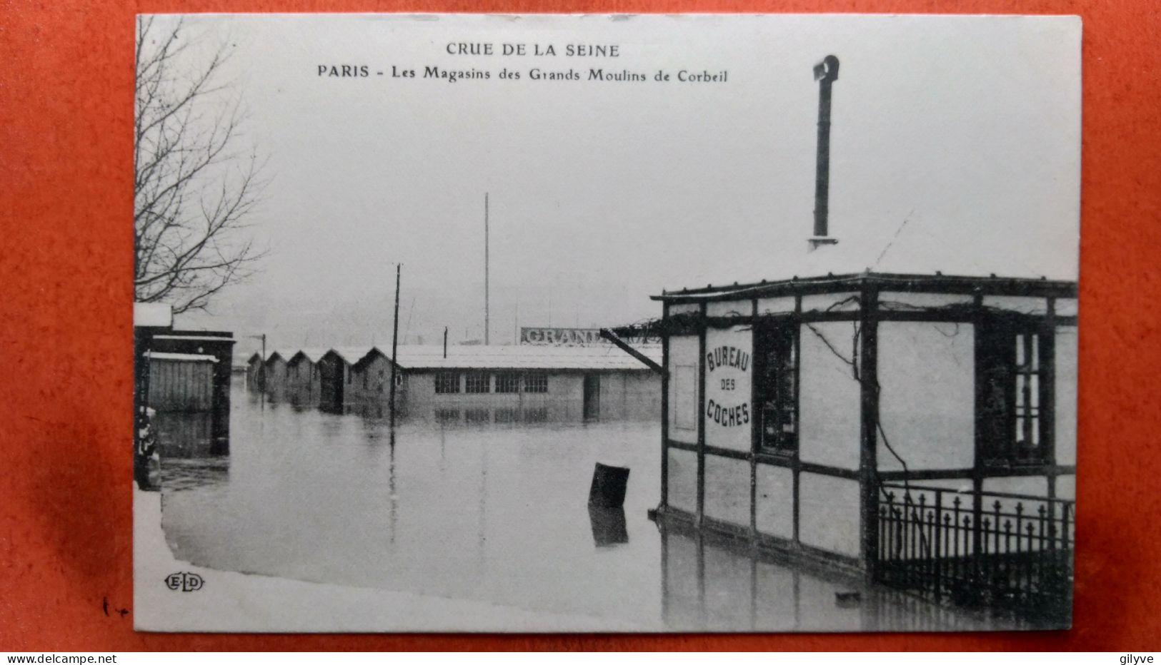 CPA (75)  Crue De La Seine. Paris. Les Magasins Des Grands Moulins De Corbeil. (7A.952) - La Crecida Del Sena De 1910