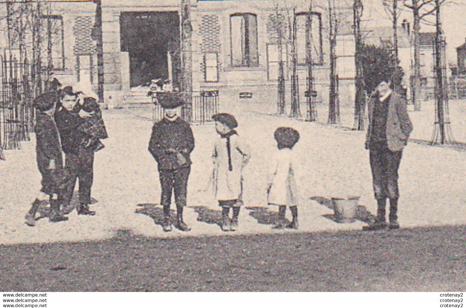 94 ALFORTVILLE La Mairie En 1903 VOIR ZOOM Enfants Kiosque Attelage âne ? VOIR DOS Non Séparé - Alfortville