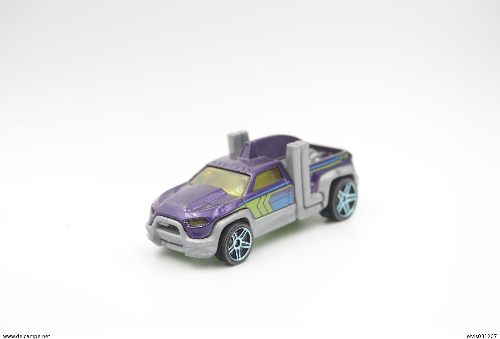 Hot Wheels Mattel Diesel Duty -  Issued 2015 Scale 1/64 - Matchbox (Lesney)