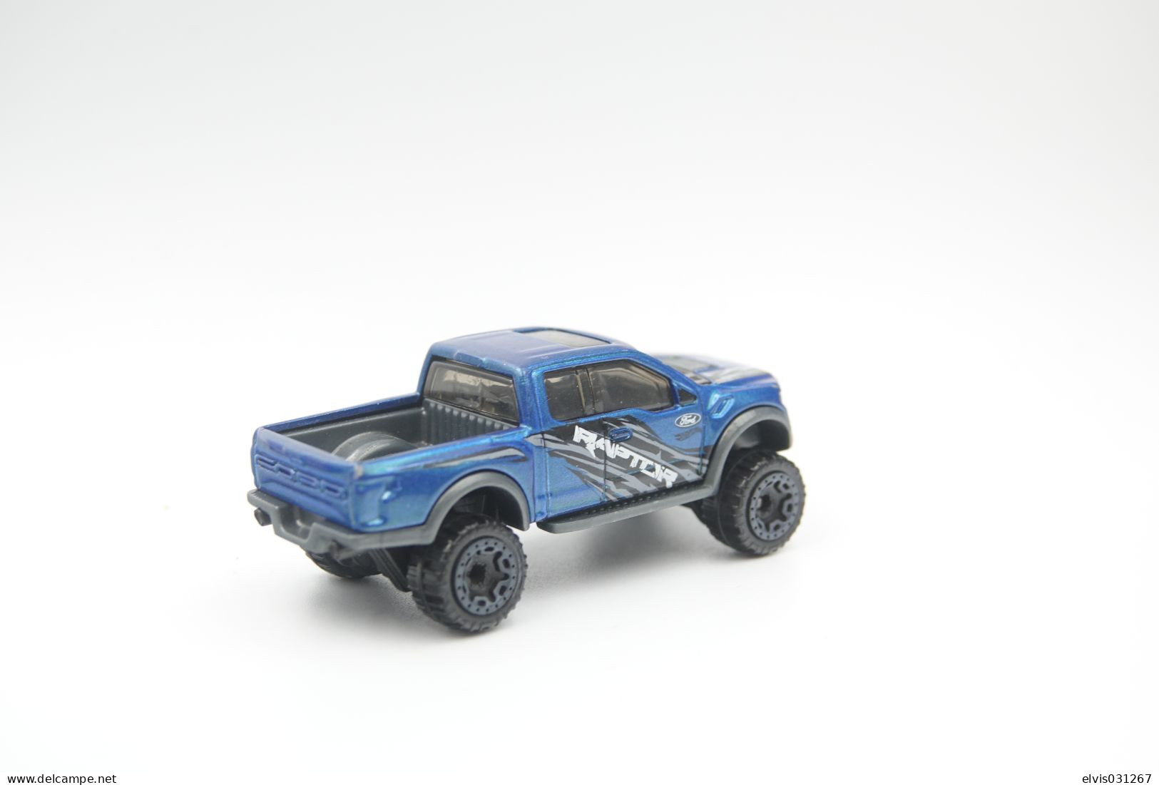 Hot Wheels Mattel 17 Ford F-150 RAPTOR First Edition Issued 2016, Scale 1/64 - Matchbox (Lesney)