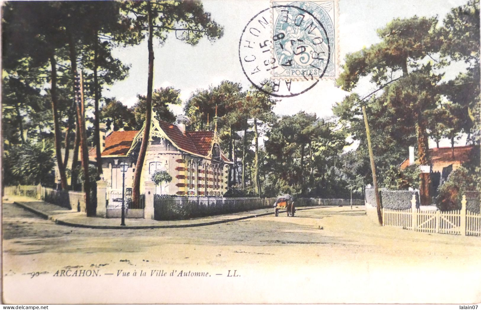 C. P. A. Couleur : 33 : ARCACHON : Vue De La Ville D'Automne, Voiture, Belle Villa, Timbre En 1907 - Arcachon