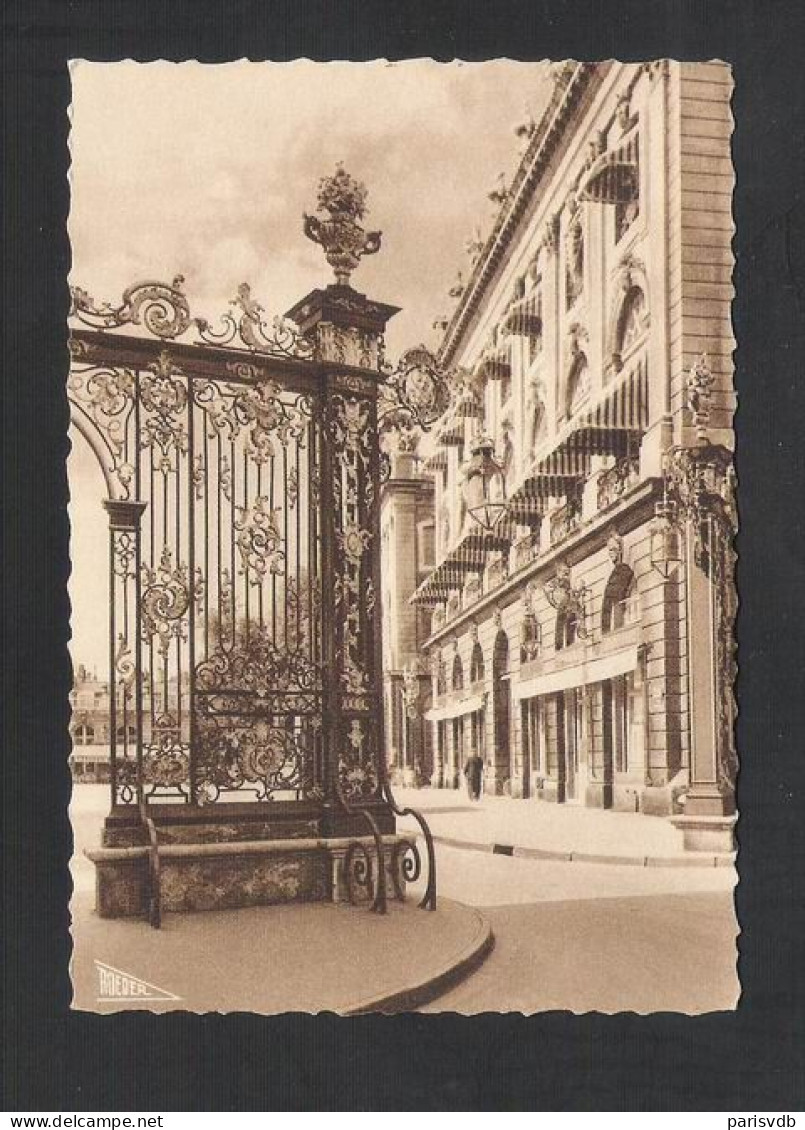 NANCY - Place Stanislas - Le Grand Hôtel   (FR 20.202) - Nancy