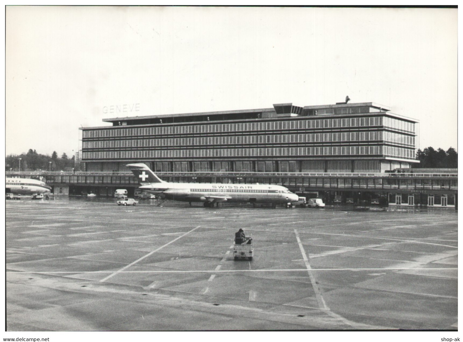C5839/ Flughafen Genf Geneve Swissair Flugzeug  Foto 21 X 15 Cm 70er Jahre - Andere & Zonder Classificatie
