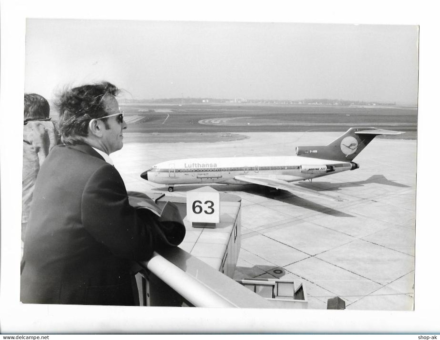 C6344/ Flughafen Düsseldorf Lufthansa  Boeing 727 Pressefoto 21 X 15 Cm  - Andere & Zonder Classificatie