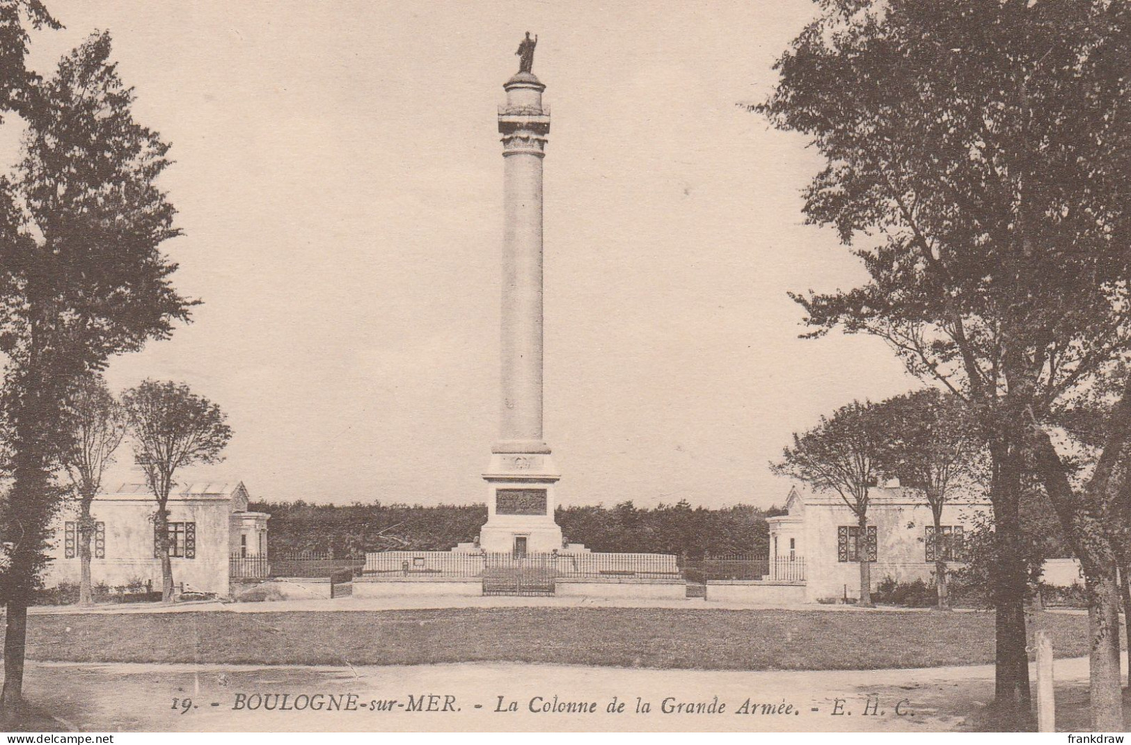 Postcard - Boulogne - Sur - Mer  - La Colonne De La Grand Armee -  E.H.C - Card No.19 - Very Good - Unclassified