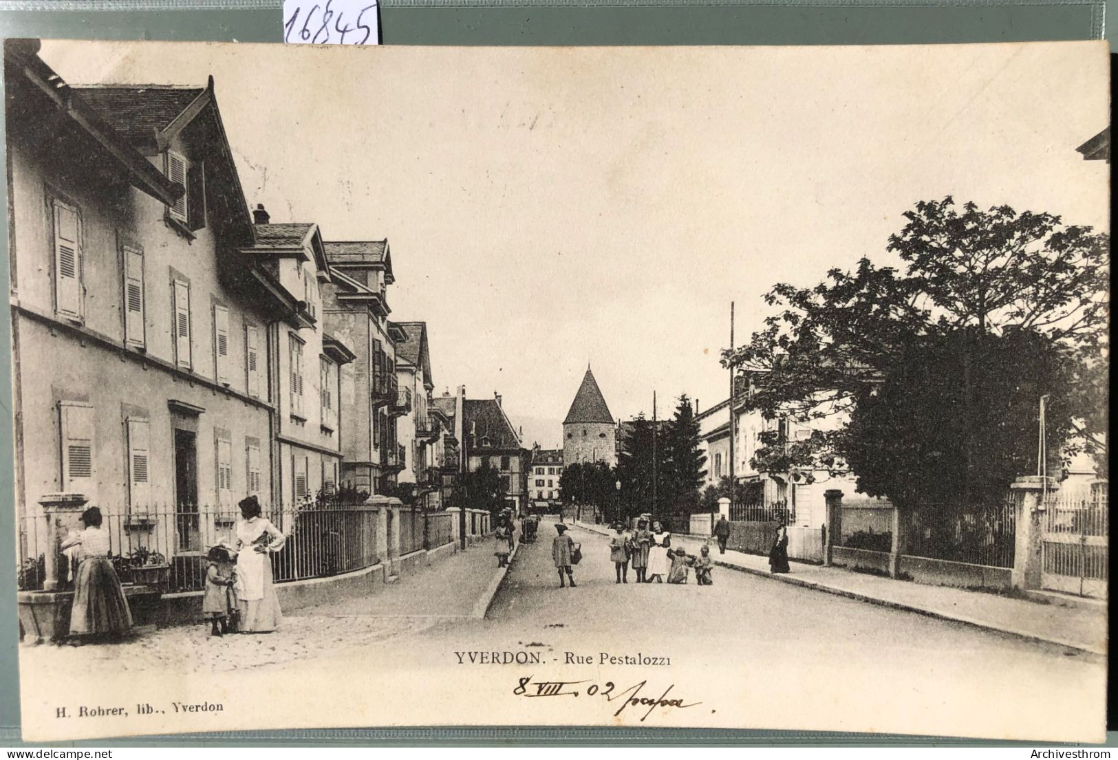 Yverdon (Vaud) - La Rue Pestalozzi Vers 1902 - Fontaine, Femmes, Enfants (16'845) - Yverdon-les-Bains 