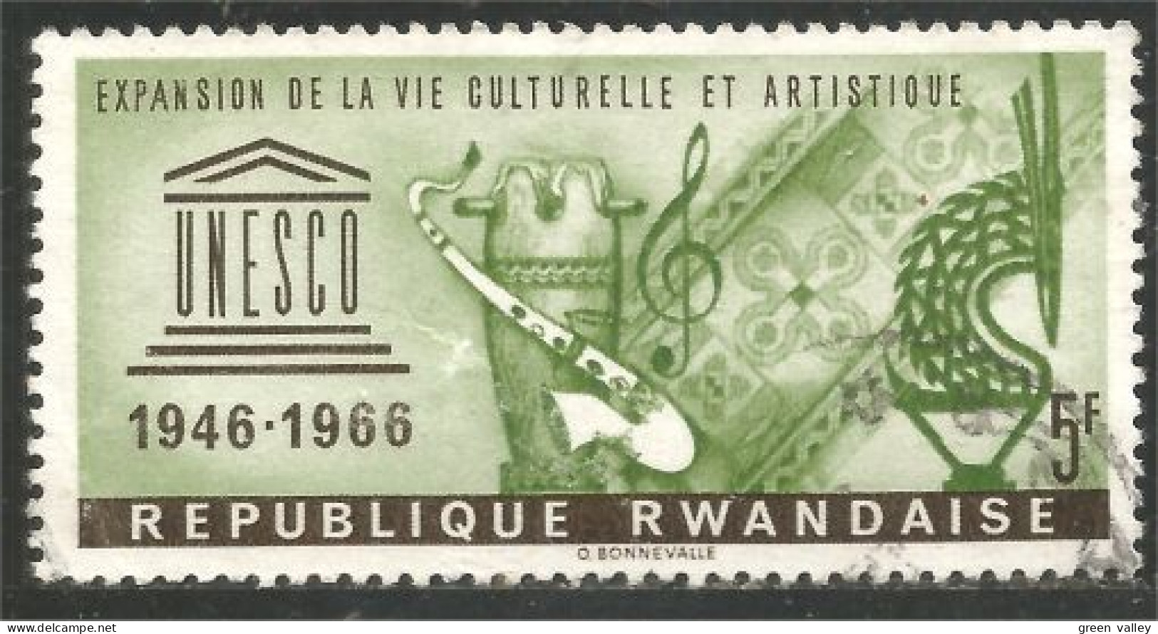 MU-90 Rwanda Music Musique Saxophone Instrument - Musik