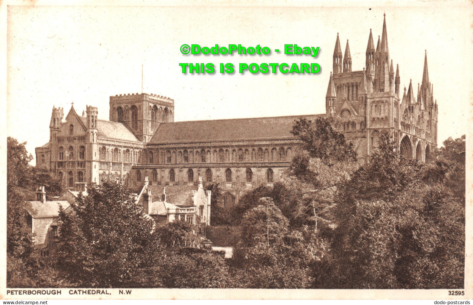 R422413 Peterborough Cathedral. N. W. 32595. Photochrom - Monde