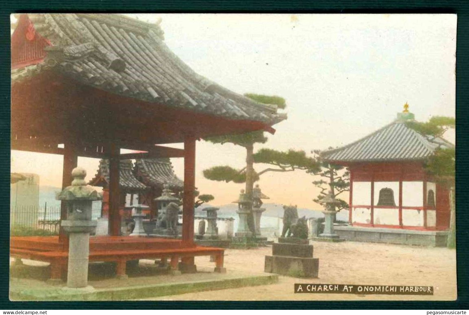 BJ007 JAPAN GIAPPONE A CHARCH AT ONOMICHI HARBOUR OLD ORIGINAL POSTCARD - Other & Unclassified