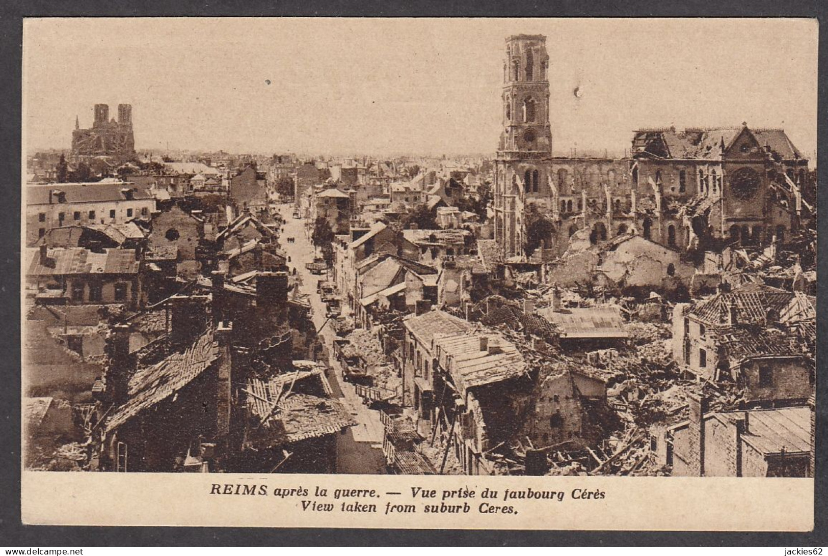 098887/ REIMS, Après La Guerre, Vue Prise Du Faubourg Cérès - Reims