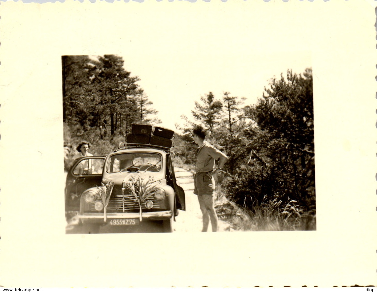 Photographie Photo Vintage Snapshot Amateur Automobile Voiture Auto Valises - Automobile