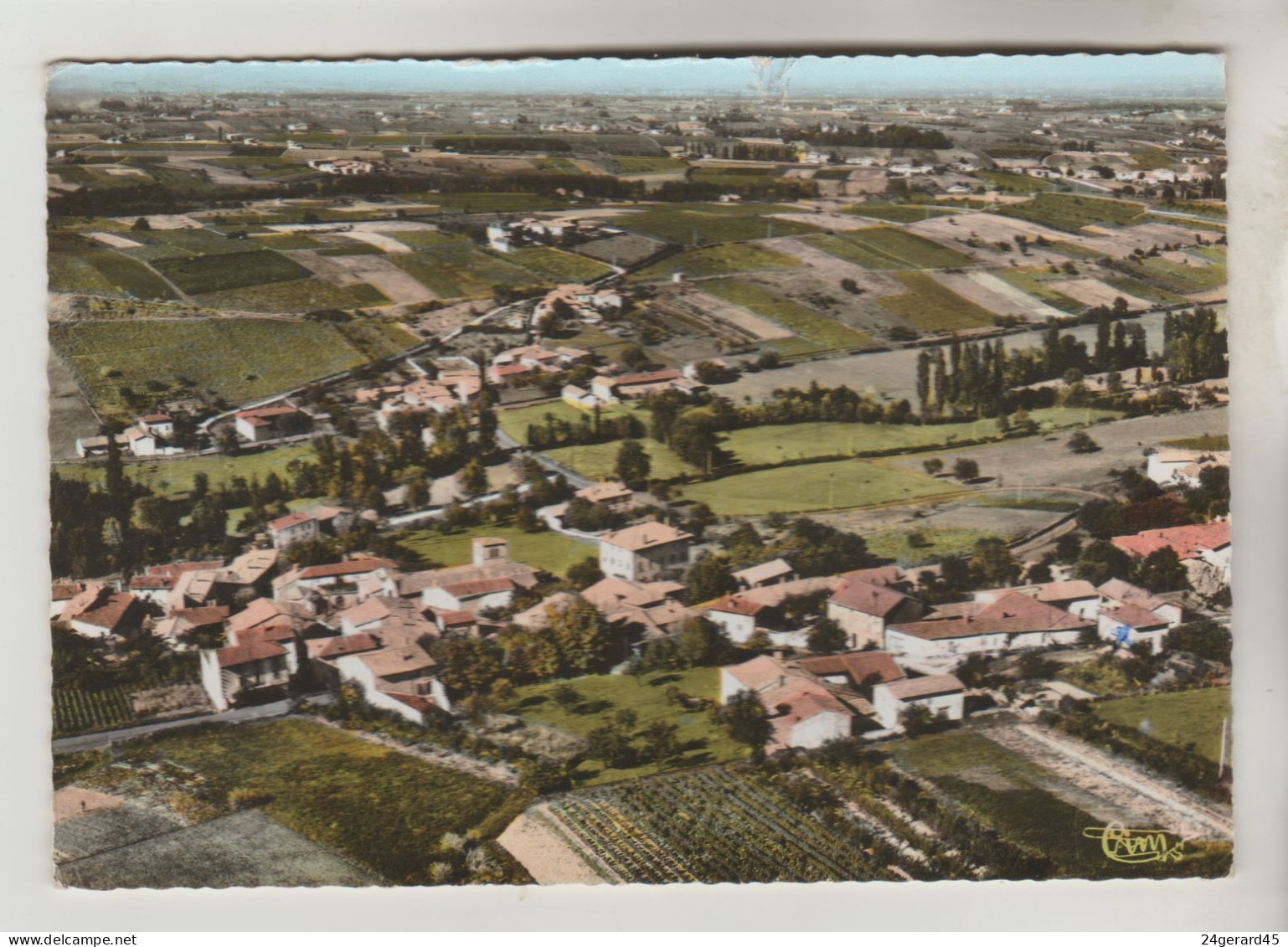 CPSM POUILLY LE MONIAL (Rhône) - Vue Générale Aérienne - Other & Unclassified