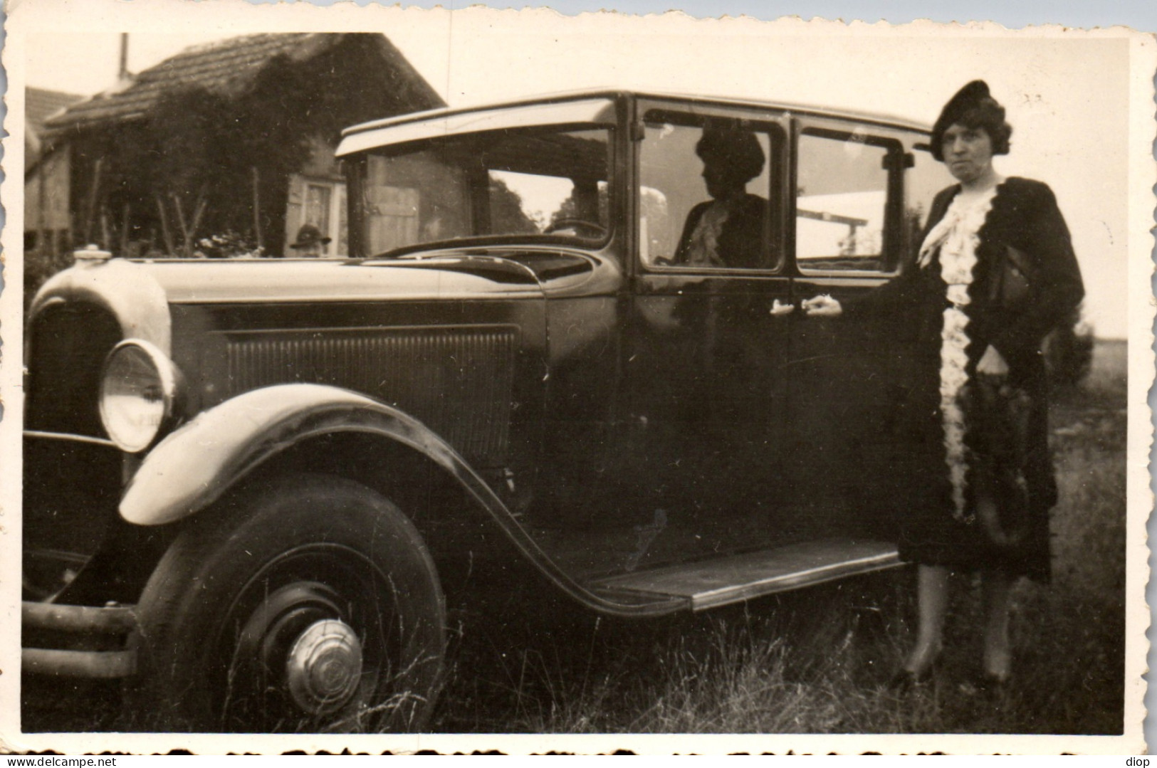 CP Carte Photo D&#039;&eacute;poque Photographie Vintage Automobile Voiture Auto Femme Mode - Automobile