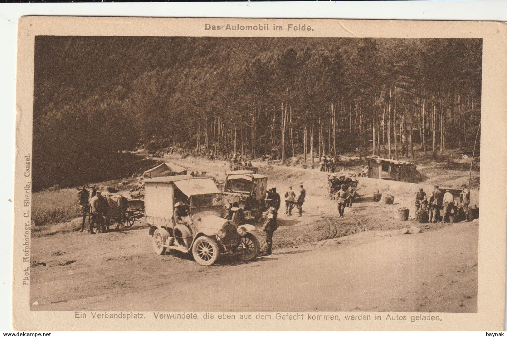 MIL3260  -  DEUTSCHLAND  --  DAS AUTOMOBIL IM FELDE  --  EIN VERBANDSPLATZ  - VERWUNDETE, DIE EBEN AUS DEM GEF  --  1916 - Guerre 1914-18