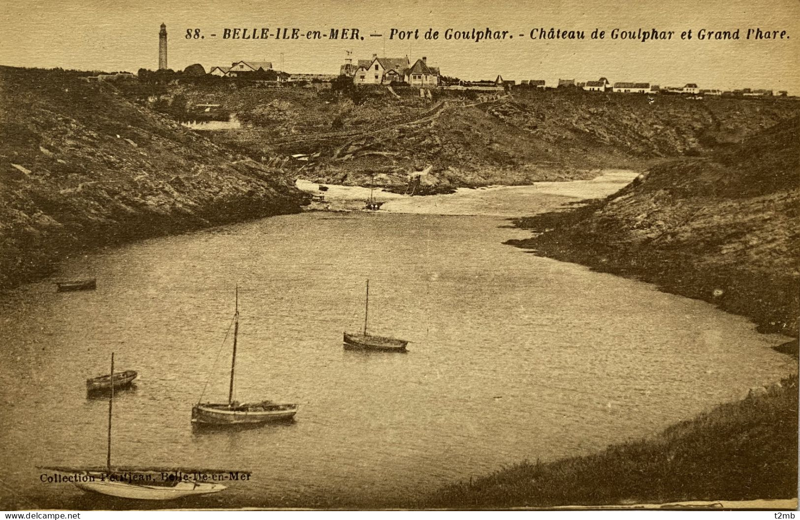 CPA (Morbihan) BELLE ILE EN MER - Port De Goulphar, Château De Goulphar Et Grand Phare (n° 88) - Belle Ile En Mer