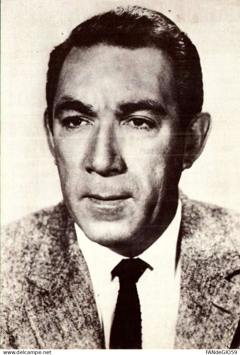 Célébrités > Chanteurs & Musiciens             ANTHONY  QUINN // 113 - Entertainers