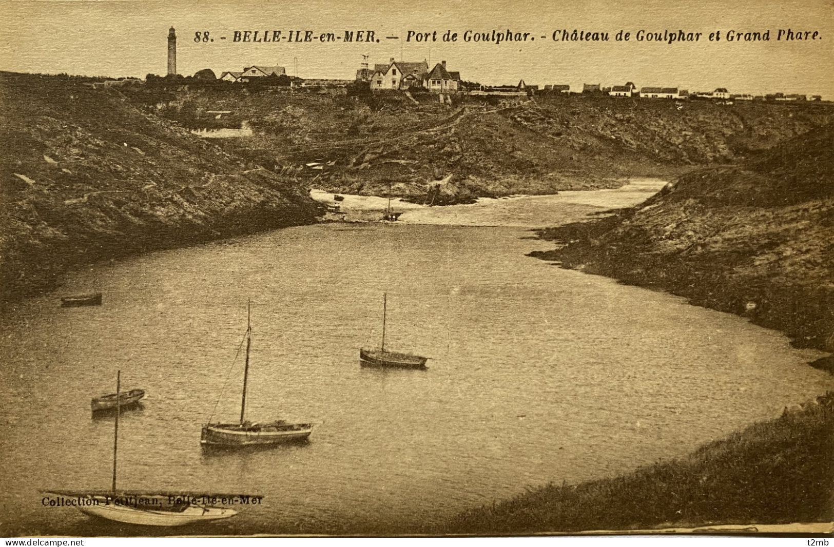 CPA (Morbihan) BELLE ILE EN MER - Port De Goulphar, Château De Goulphar Et Grand Phare (n° 88) - Belle Ile En Mer