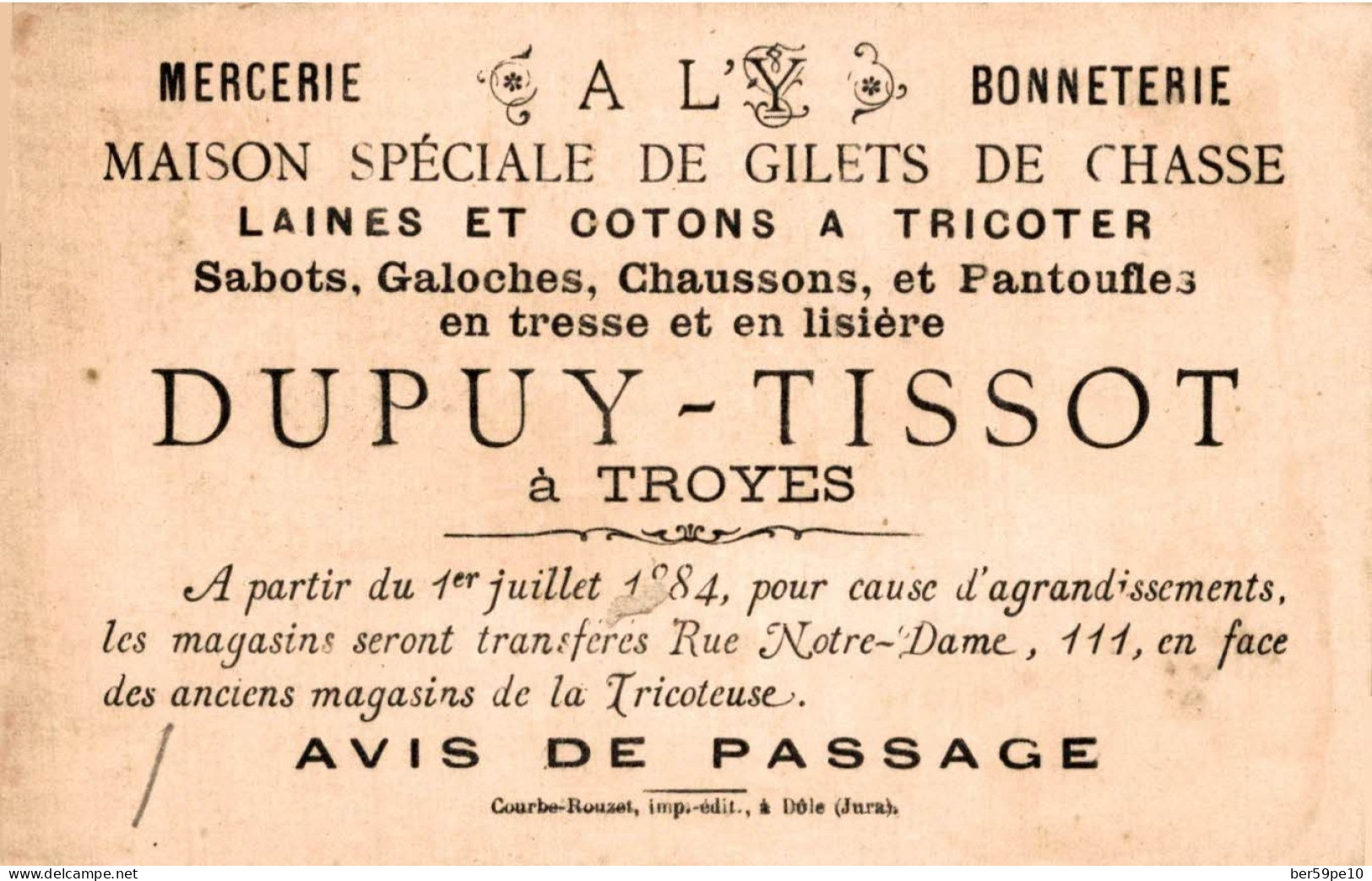 CHROMO A L'Y MERCERIE DUPUY-TISSOT A TROYES NOUVEAU TAMBOUR FILLETTE OFFRANT LA COCARDE BLEU BLANC ROUGE - Sonstige & Ohne Zuordnung