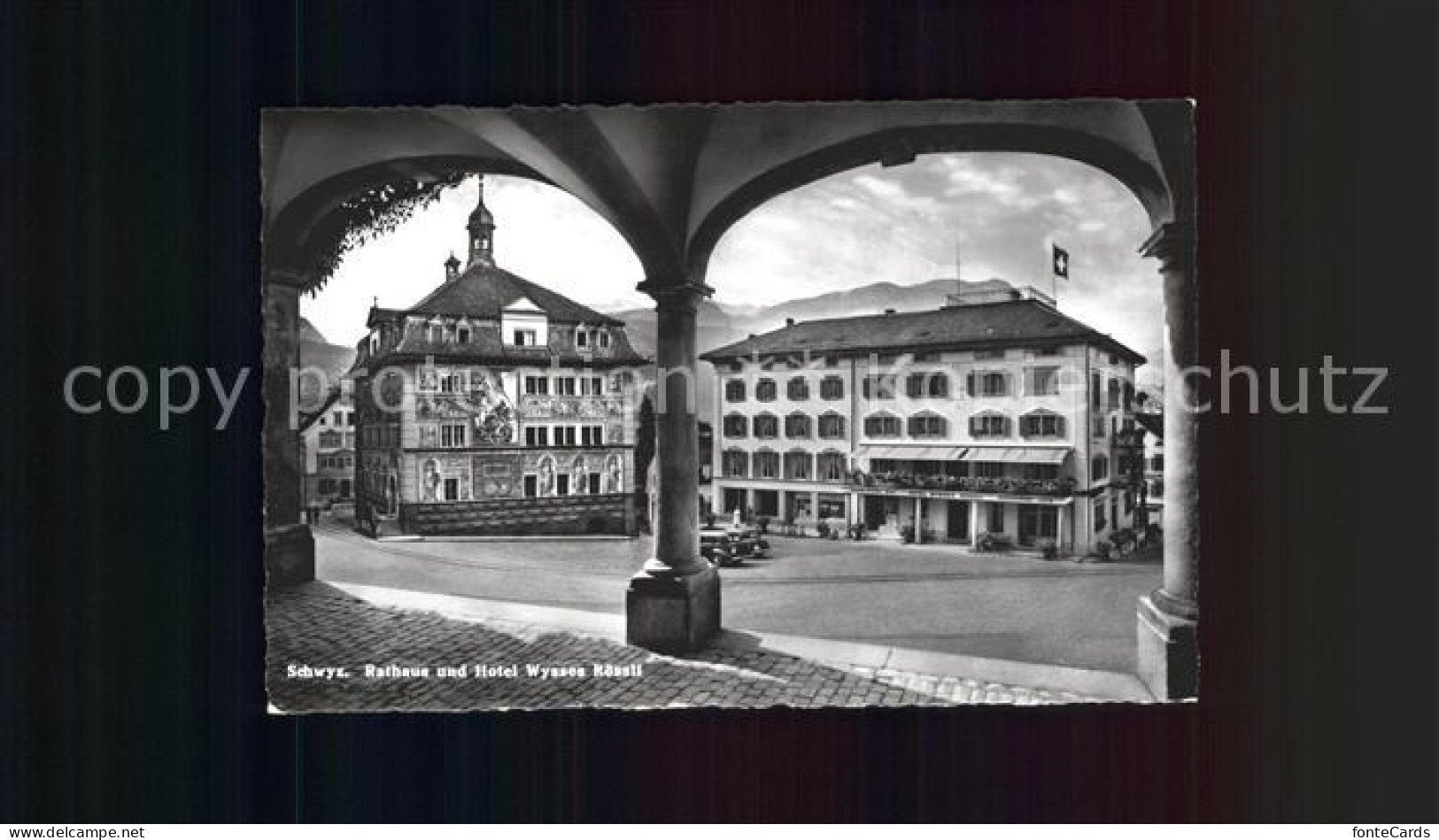 11777026 Schwyz Rathaus Und Hotel Wysses Roessli Schwyz - Autres & Non Classés