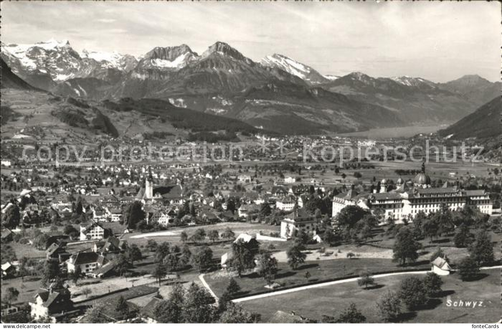 11776836 Schwyz Totalansicht Mit Hotel Drei Koenige Schwyz - Autres & Non Classés