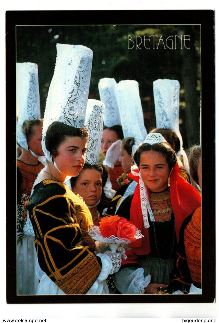 CP Jeunes Filles En Costumes Bigouden - Pont L'Abbe