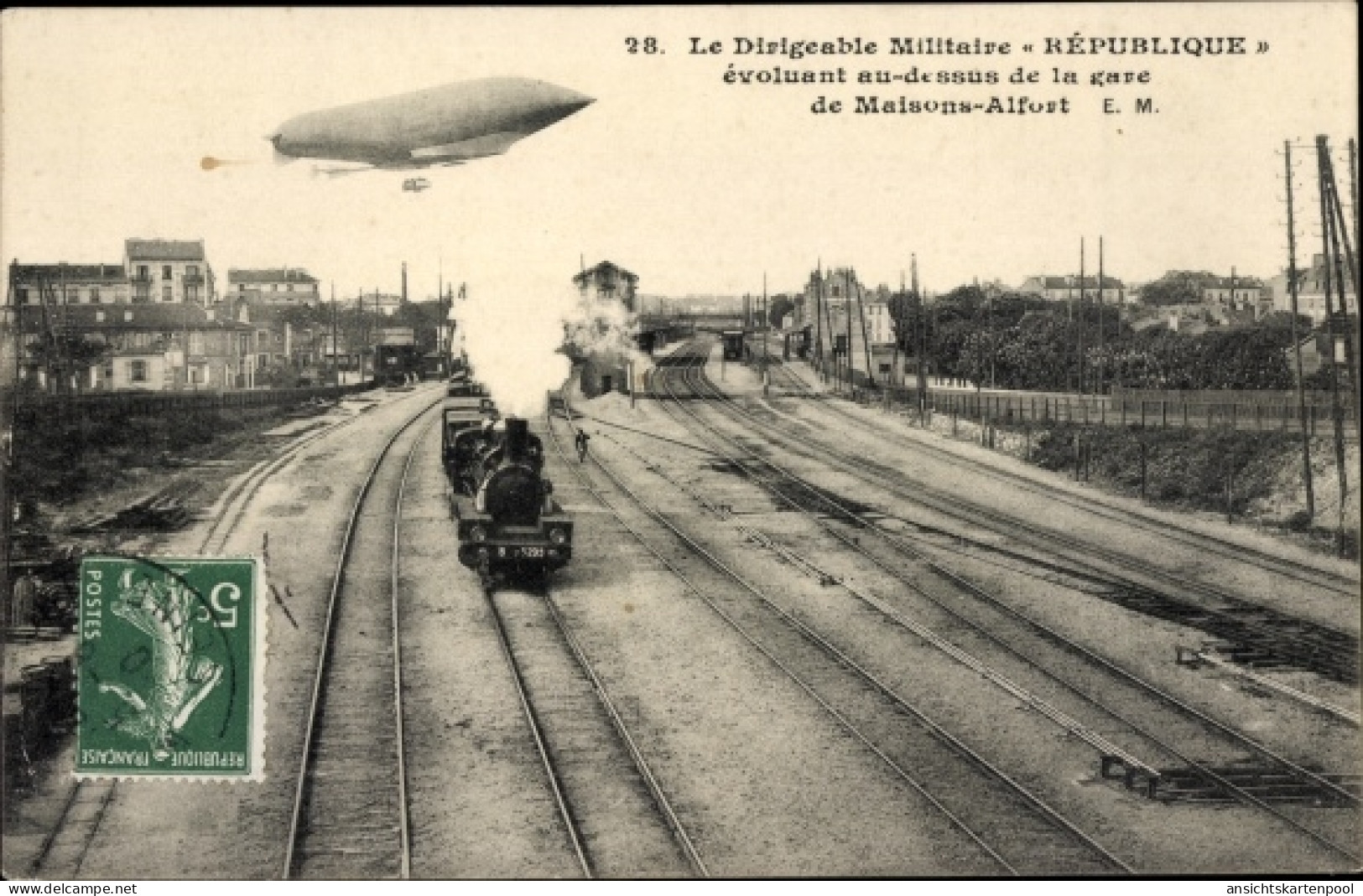 CPA Maisons Alfort Val De Marne, Zeppelin Republique, Eisenbahn, Bahnhof, Gleisseite - Andere & Zonder Classificatie