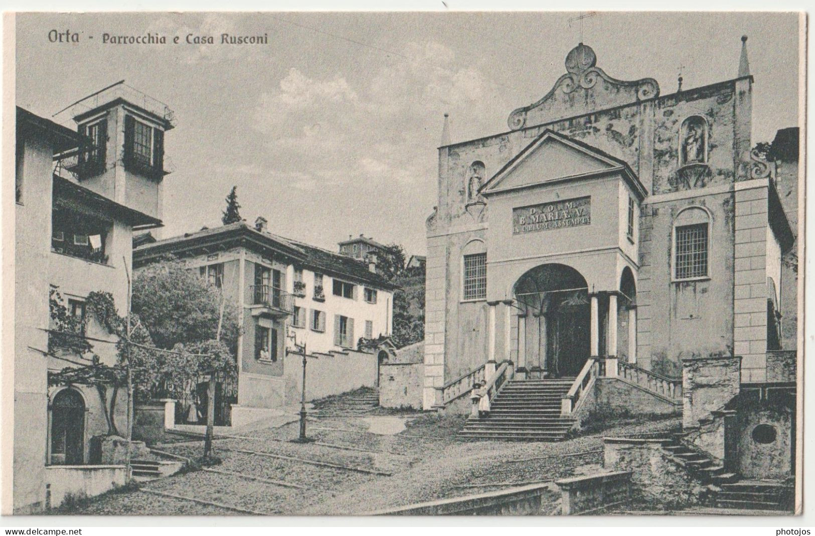 Cartolina  Orta  (Italie)  Chiesa Santa Maria  E Casa Rusconi   ED Fornara 3165 - Autres & Non Classés