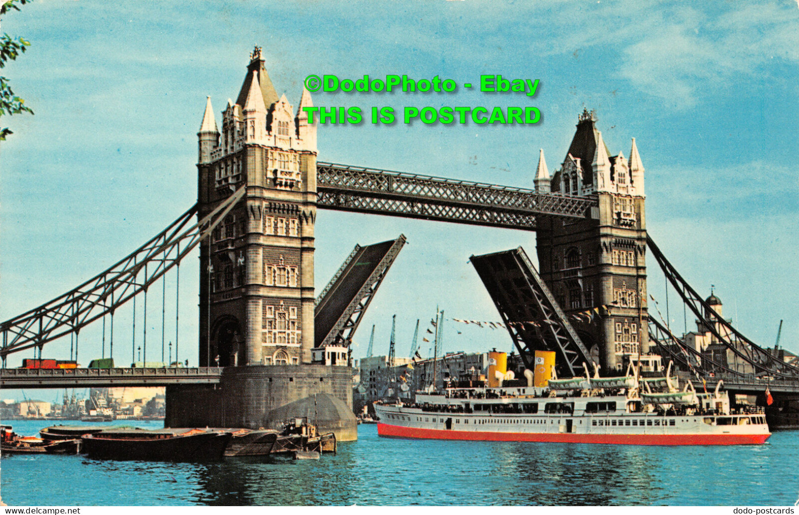 R421635 Tower Bridge. London. Colour Series. The Photographic Greeting Card. 157 - Andere & Zonder Classificatie