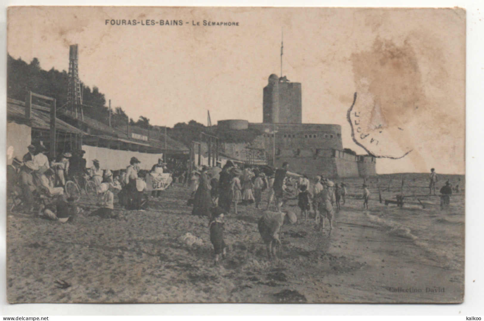 CPA ( Fouras Les Bains - La Plage Et Le Sémaphore ) - Fouras-les-Bains