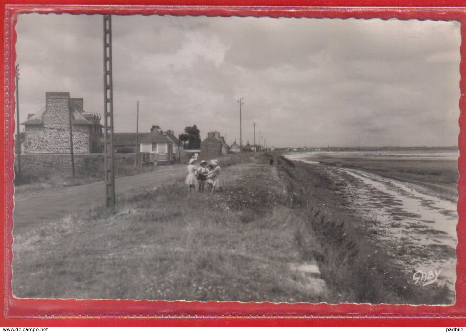 Carte Postale 35. Hirel  La Grève Des Sablines  Très Beau Plan - Autres & Non Classés