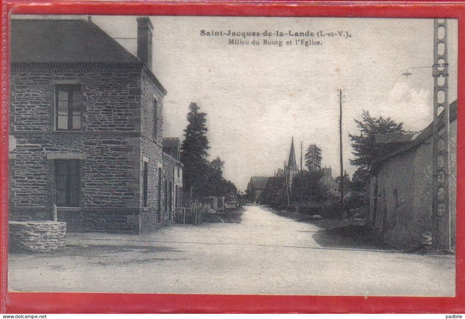 Carte Postale 35. Saint-Jacques-de-la-Lande  Le Milieu Du Bourg   Très Beau Plan - Autres & Non Classés