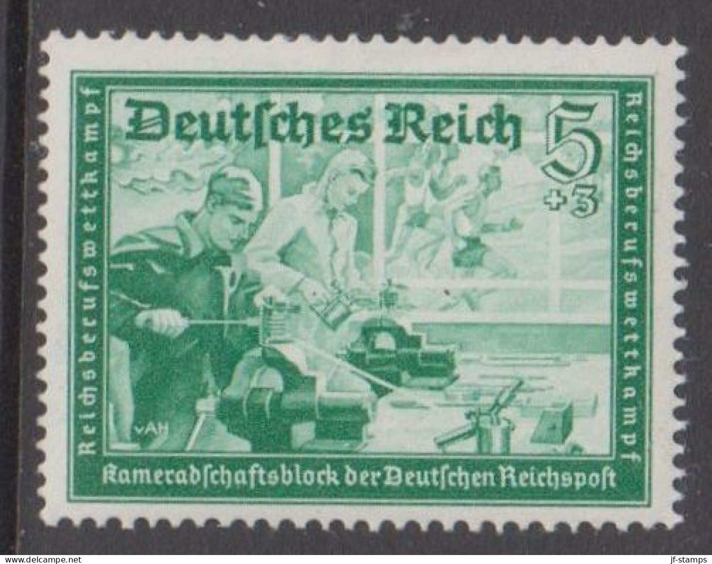 1939. DEUTSCHES REICH. Kameradschaftsblock Der Deutschen Reichspost 5+3 Pf Hinged. (Michel 704) - JF539165 - Ungebraucht