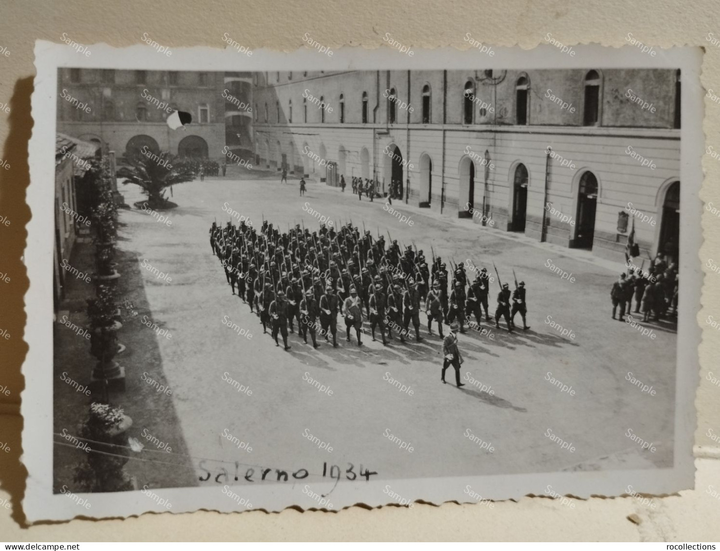 Italia Foto Militari. Caserma. Salerno 1934.  85x58 Mm. - Krieg, Militär