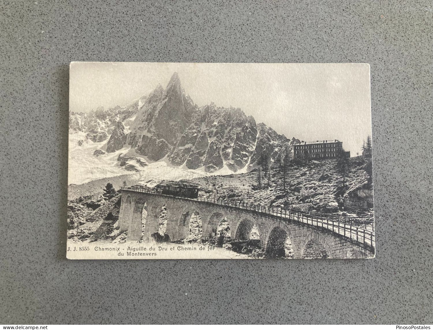 Chamonix - Aiguille Du Dru Et Chemin De Fer Du Montenvers Carte Postale Postcard - Chamonix-Mont-Blanc