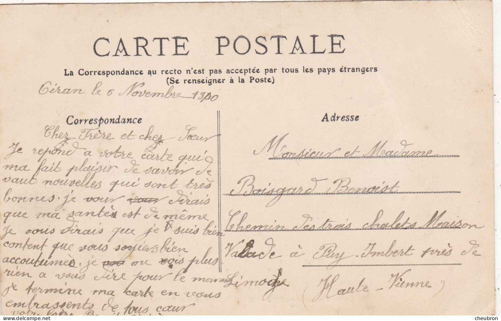 37. LOCHES . CPA . LA RUE DES PONTS. ANIMATION. CYCLISTE. + .TEXTE DE CIRAN ANNEE 1910 - Loches